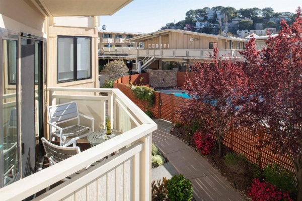 The Lodge At Tiburon image 12