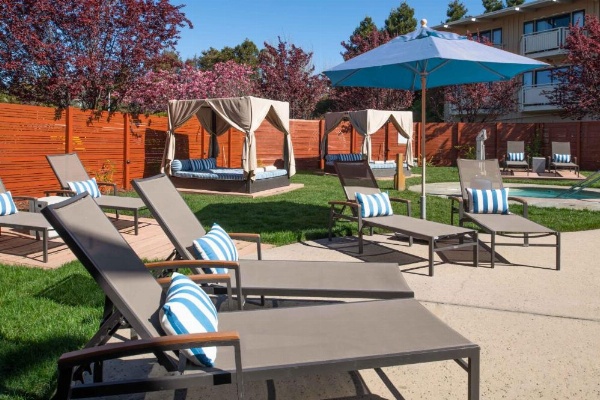 The Lodge At Tiburon image 25