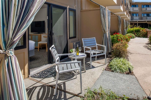 The Lodge At Tiburon image 5